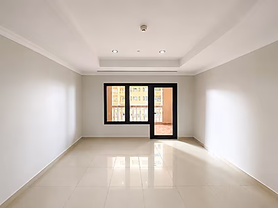 2 Br Fully Renovated Apartment | 186 SQM | Marina & Sea Views
