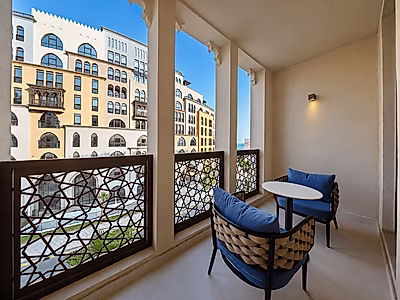 Stylish 1-Bedroom Apartment WIFI included | Pearl