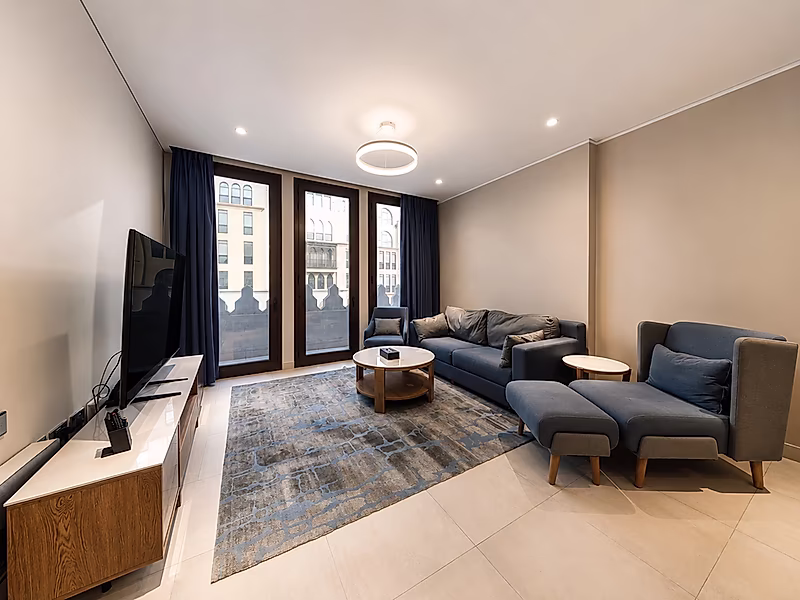Modern 1-Bedroom Residence | Wi-Fi Included | The Pearl - Photo 3