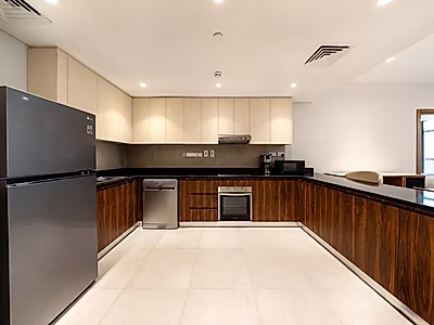 Modern 1-Bedroom Residence | Wi-Fi Included | The Pearl