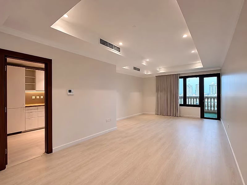 OWN A MARINA VIEW 2 BEDROOMS WITH GREAT VALUE - Photo 4