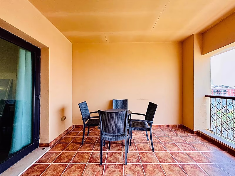 Luxury Fully Furnished Studio for Sale | Porto Arabia, The Pearl-Qatar - Photo 5