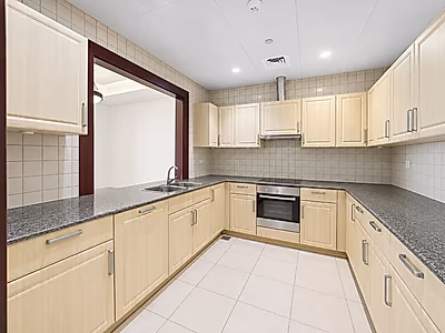 SEA VIEW 1BR READY TO RENT IN PORTO ARABIA