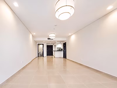 HIGH ROI BEACHFRONT 1 BEDROOM TENANTED PEARL