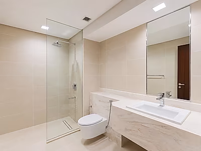 HIGH ROI BEACHFRONT 1 BEDROOM TENANTED PEARL