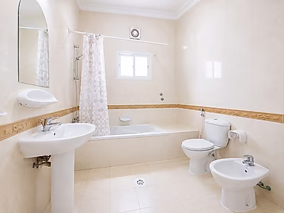 5 BEDROOMS + MAID  STANDALONE VILLA IN PRIME LOCATION