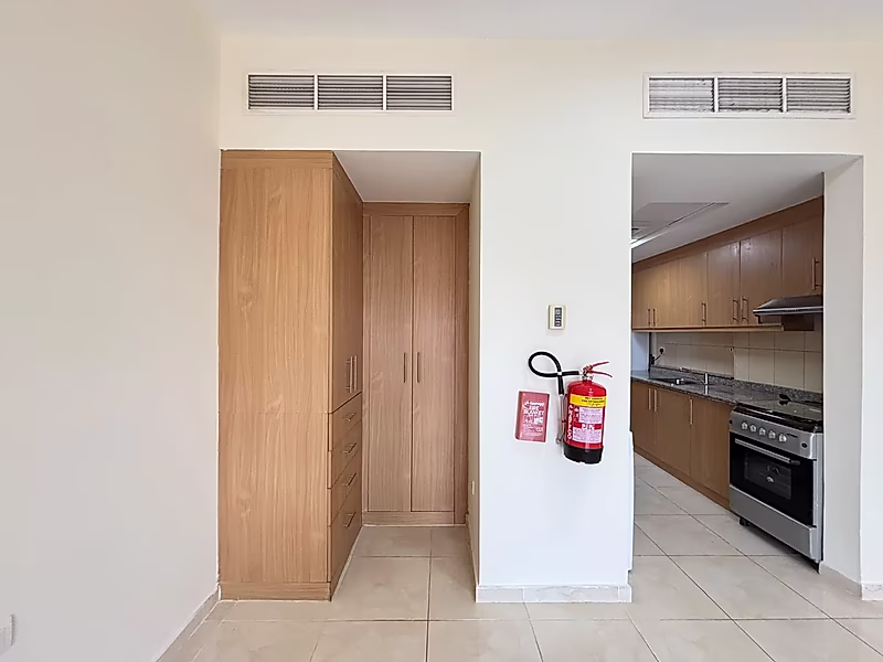 AMAZING STUDIO | BILLS INCLUDED | BEST PRICE - Photo 2