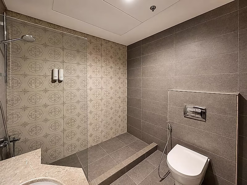 BILLS INCLUDED 2 BEDROOM APARTMENT WEST BAY - Photo 8