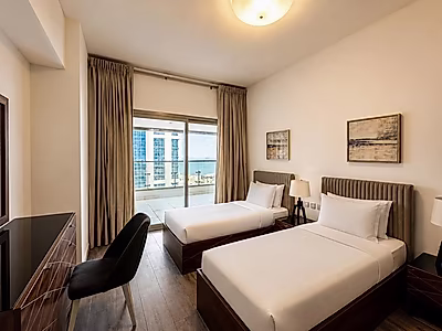 BILLS INCLUDED 2 BEDROOM APARTMENT WEST BAY