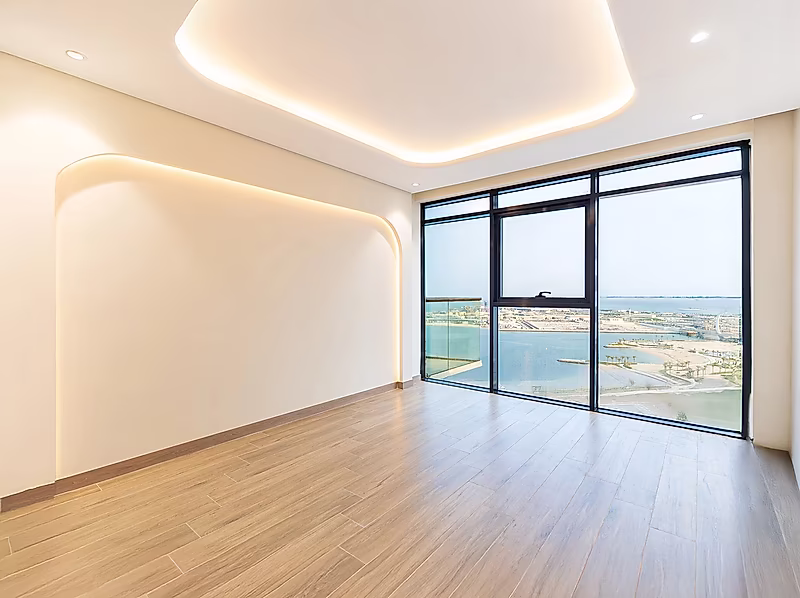 BRIGHT 1BR WATERFRONT APARTMENT FOR RENT - Photo 1