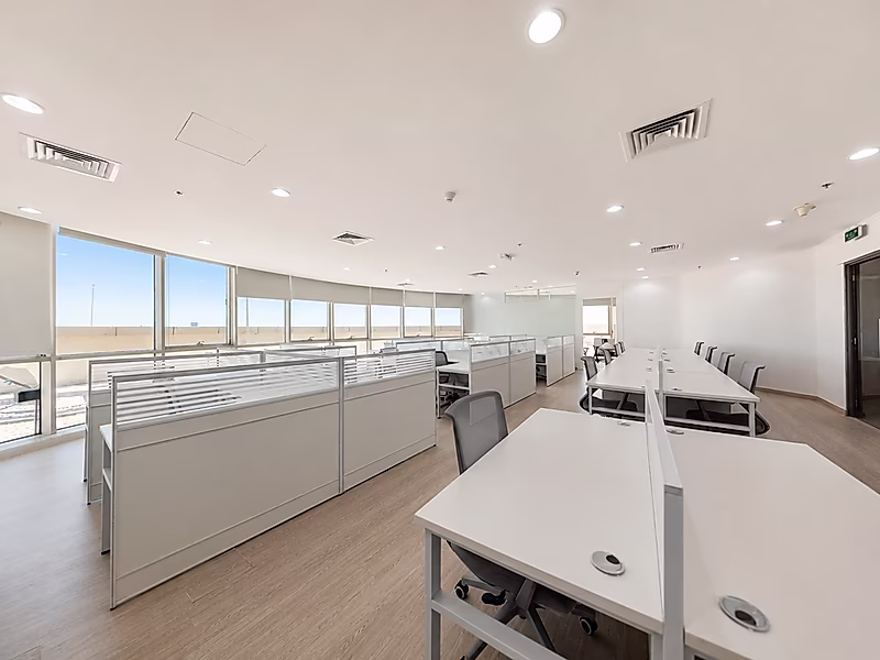 Fully Furnished Premium Office | West Bay | Spectacular Sea Views - Photo 3