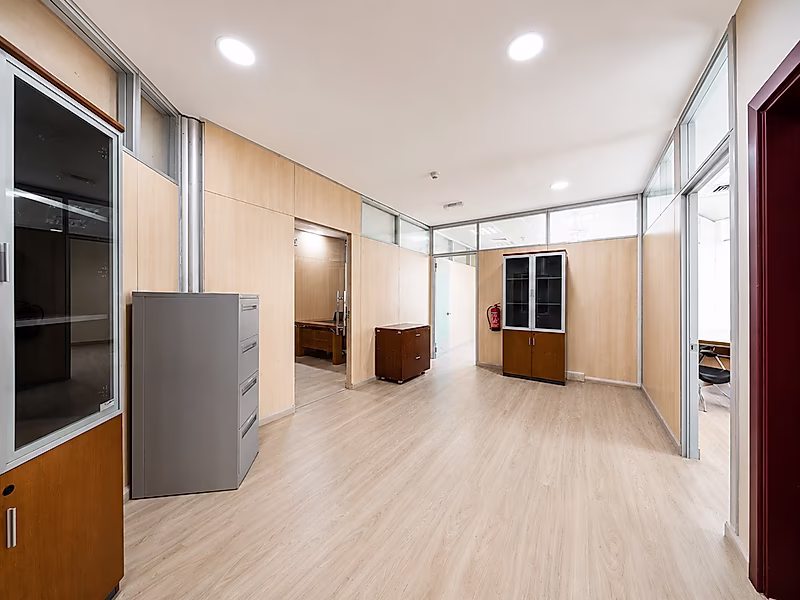 Move-In Ready Executive Office | West Bay | Premium Business Address - Photo 3
