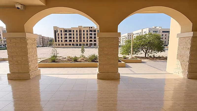 فرصة استثمارية مميزة | محل تجاري جاهز للبيع | فوكس هيلز – لوسيل | ابتداءً من 15,000 ريال قطري للمتر المربع - Photo 4