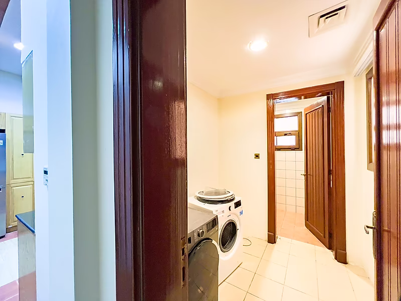 FAMILY COMPOUND | 5BR+MAID VILLA | SEMI-FURNISHED - Photo 12