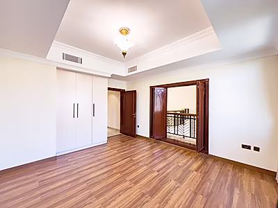 FAMILY COMPOUND | 5BR+MAID VILLA | SEMI-FURNISHED