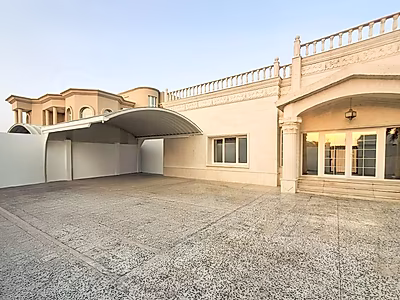 Exceptional Standalone Villa in Excellent Condition | Priced at Land Value | 1,120 SQM Plot | Prime Al Duhail - Photo 2