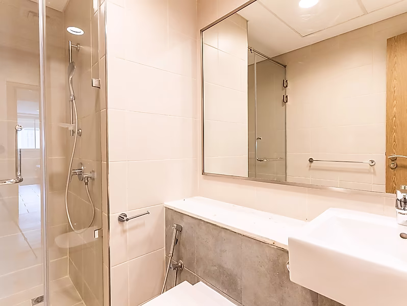 ALL BILLS INCLUSIVE 1BR + OFFICE BEACH ACCESS - Photo 6