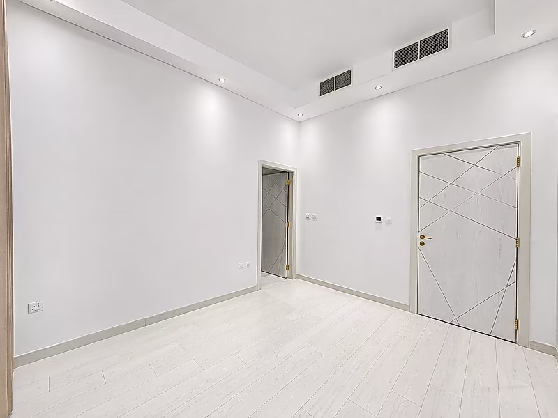 SEMI FURNISHED 1 BEDROOM WITH BILLS INCLUDED - Photo 2