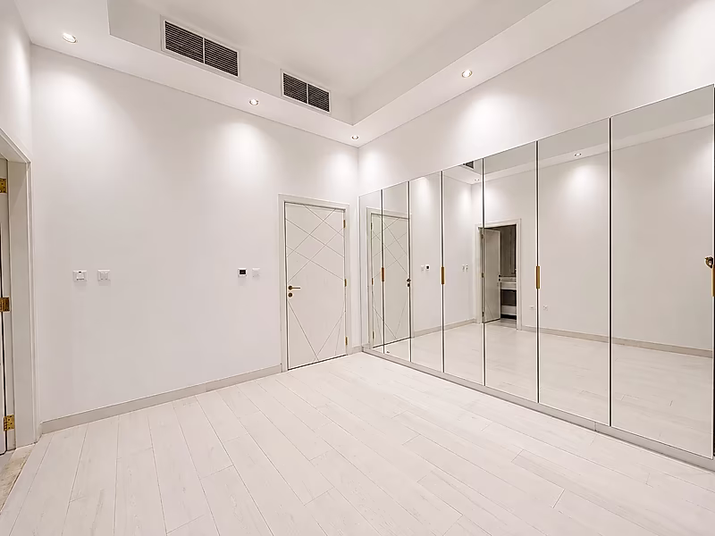 SEMI FURNISHED 1 BEDROOM WITH BILLS INCLUDED - Photo 11