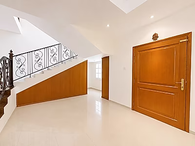 SPACIOUS 3+ MAID VILLA IN DUHAIL WITH PRIVATE GARDEN