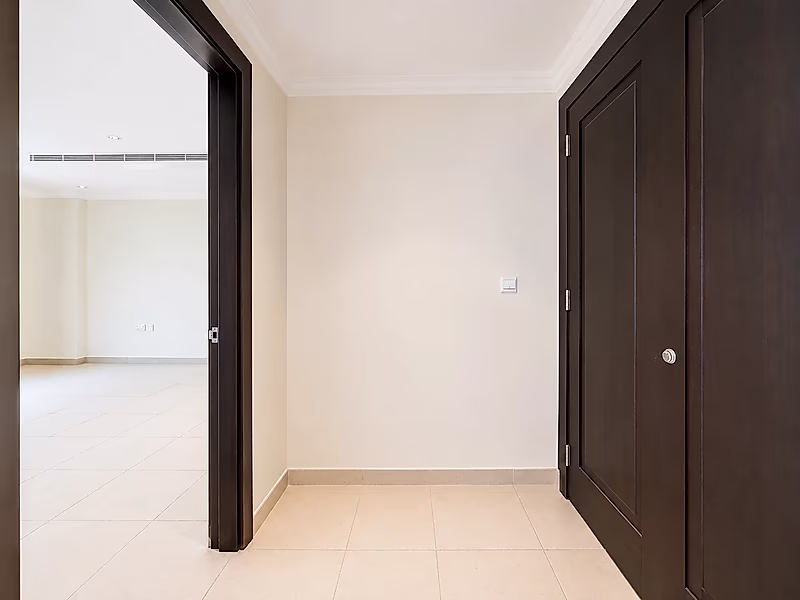 1 MONTH FREE | SPACIOUS SEMI FURNISHED 1BR - Photo 5