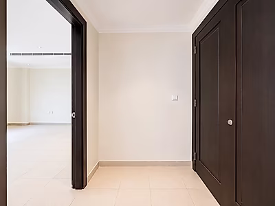 1 MONTH FREE | SPACIOUS SEMI FURNISHED 1BR