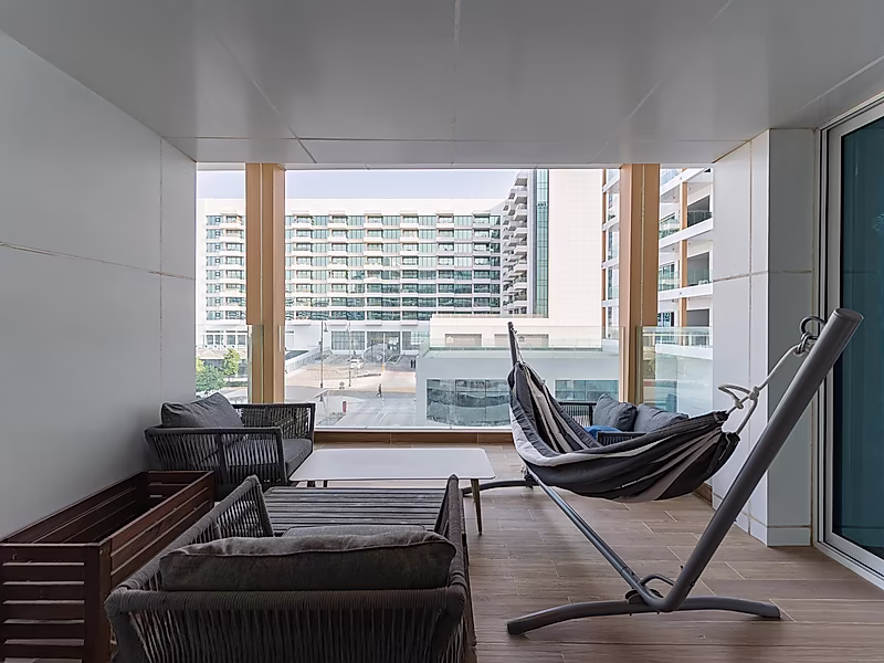 Charming 1BR Apartment with Modern Elegance - Photo 7