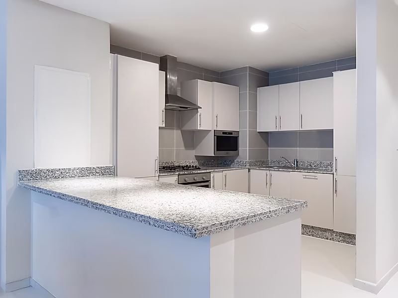 Charming 1BR Apartment with Modern Elegance - Photo 8