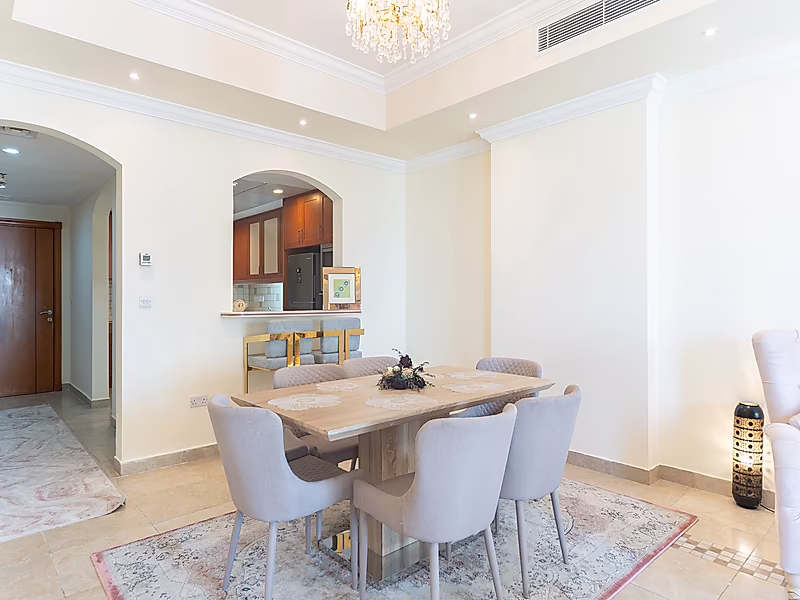 FULLY FURNISHED - SPACIOUS 2 BEDROOM | READY TO MOVE - Photo 5