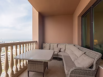 FULLY FURNISHED - SPACIOUS 2 BEDROOM | READY TO MOVE