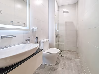 READY TO MOVE FURNISHED 2 BEDROOM BILLS INCL