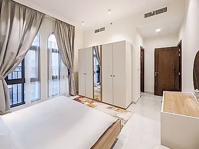 READY TO MOVE FURNISHED 2 BEDROOM BILLS INCL