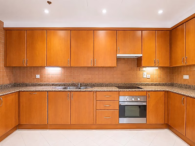 SF 2 BEDROOMS BILLS INCLUDED | PORTO ARABIA - Photo 9