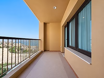 FURNISHED 1 BEDROOM WITH BILLS INCLUDED IN PORTO