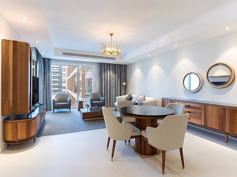 Contemporary Elegance | 1BR Apartment - Photo 2