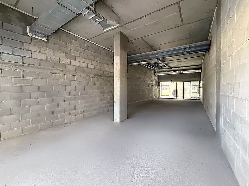 Exclusive Retail Shop | Vibrant Fox Hills - Photo 7