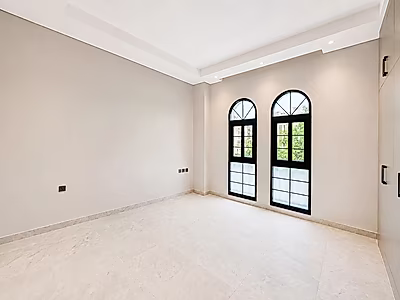 BRAND NEW 1-BEDROOM SEMI-FURNISHED APARTMENT | FOX HILLS