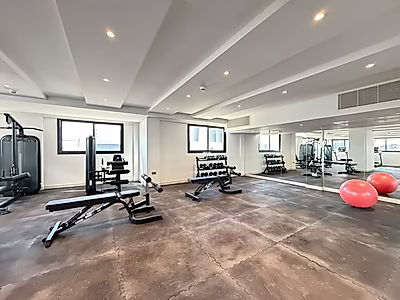 MODERN 2BR APARTMENT IN FOX HILLS WITH AMENITIES