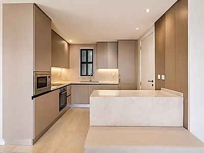 2 BEDROOMS TOWNHOUSE WITH FULL MARINA VIEW
