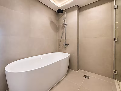 2 BEDROOMS TOWNHOUSE WITH FULL MARINA VIEW
