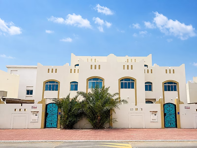 FAMILY 5BR STANDALONE VILLA IN AL GHARRAFA - Photo 1