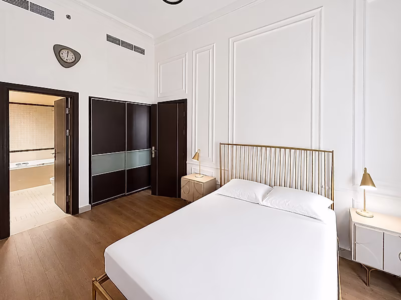 Fully Furnished 2 Bedrooms | Canal View | Qanat Quartier - Photo 8