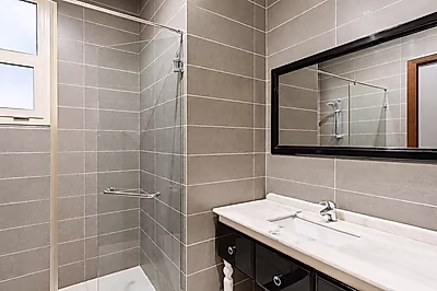 SPACIOUS 3 BEDROOM PENTHOUSE | BILLS INCLUDED