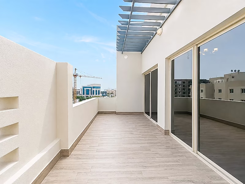 SPACIOUS 3 BEDROOM PENTHOUSE | BILLS INCLUDED - Photo 9