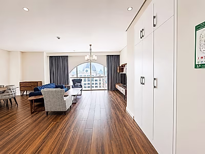 Bills inc! Sophisticated 3BR plus Maid with Modern Elegance