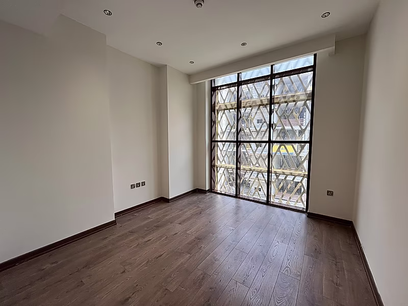 SPACIOUS 2 BEDROOMS IN GIARDINO VILLAGE - Photo 2