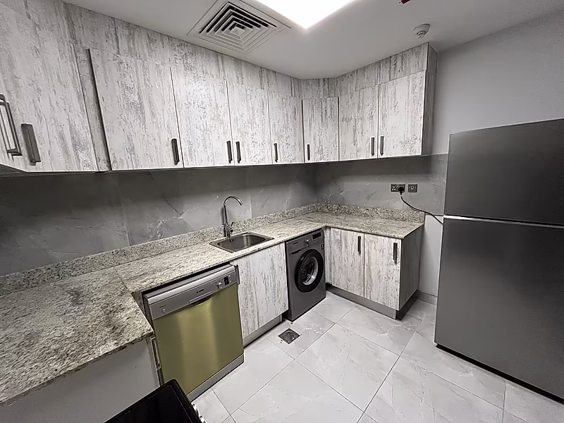 SPACIOUS 2 BEDROOMS IN GIARDINO VILLAGE - Photo 3