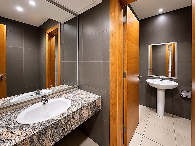 Premium Headquarters Office | 466 SQM | West Bay - Photo 9