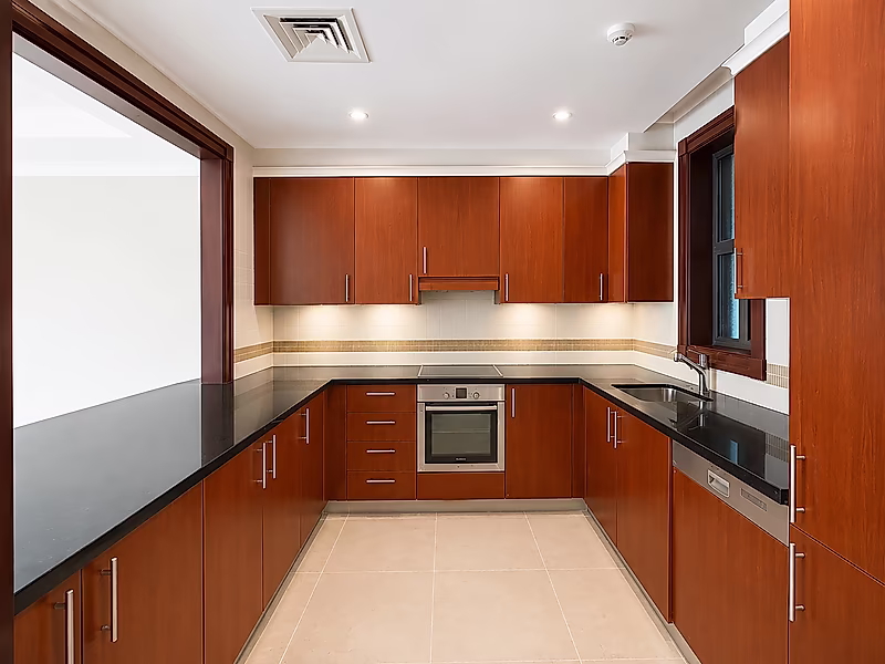 MARINA VIEW 2 BEDROOMS TOWNHOUSE FOR RENT - Photo 20
