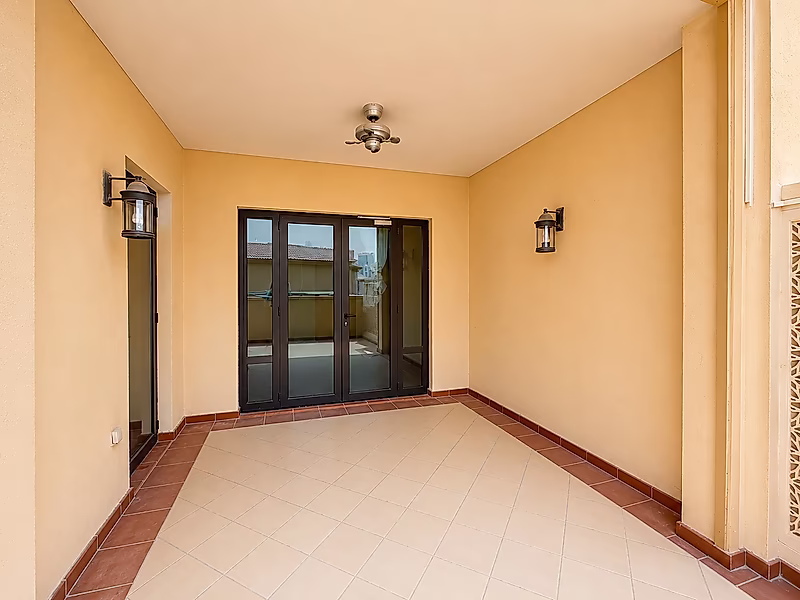 MARINA VIEW 2 BEDROOMS TOWNHOUSE FOR RENT - Photo 32
